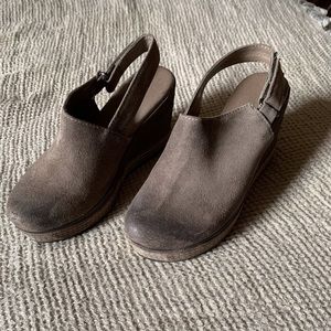 Antelope Wedge Slides size 38